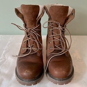 Timberland Women’s Jayne Waterproof Faux Teddy Fleece Ankle Boots.